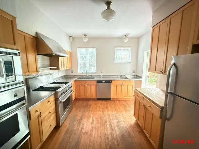 $1,700,000 | 1722 Jefferson Avenue, Miami Beach, FL 33139