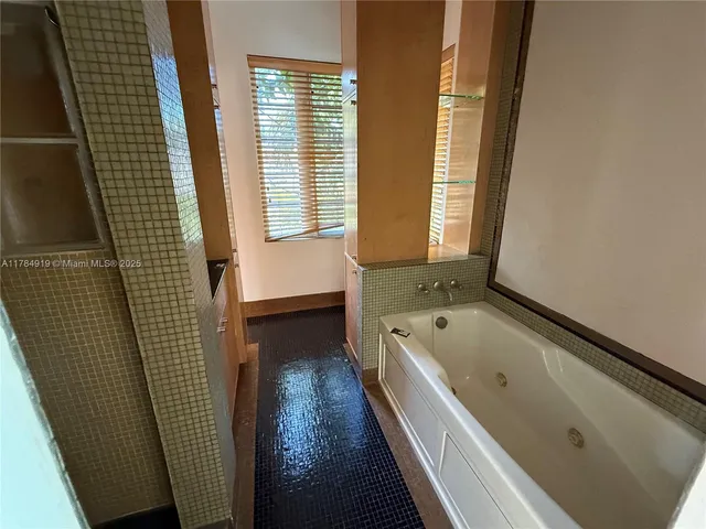 $1,700,000 | 1722 Jefferson Avenue, Miami Beach, FL 33139