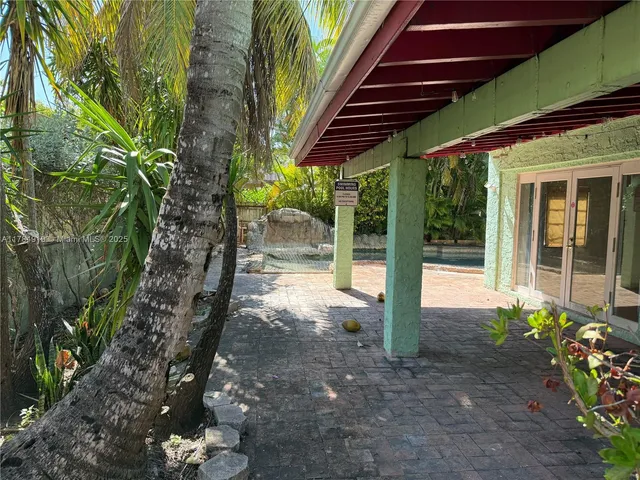 $1,700,000 | 1722 Jefferson Avenue, Miami Beach, FL 33139