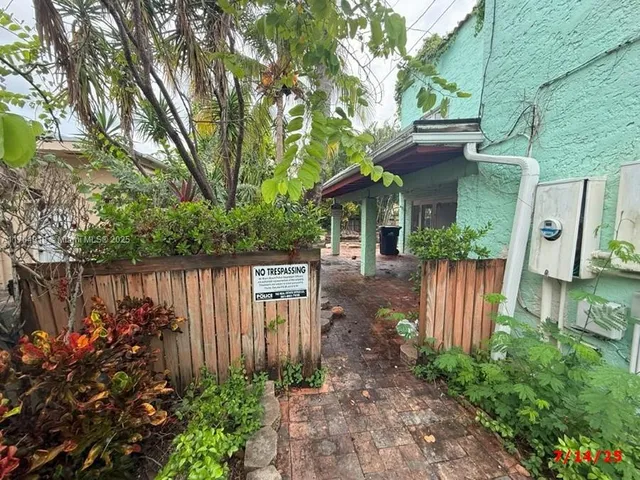 $1,700,000 | 1722 Jefferson Avenue, Miami Beach, FL 33139