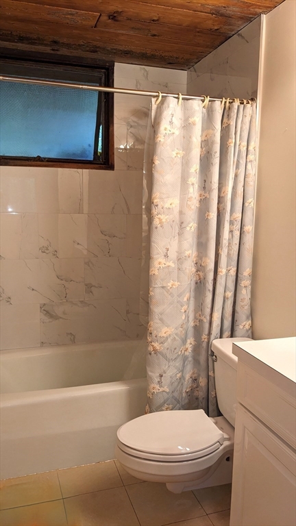 41 Belvedere Road Boxford, MA 01921 - Photo 11 of 16 a bathroom with a toilet and a shower