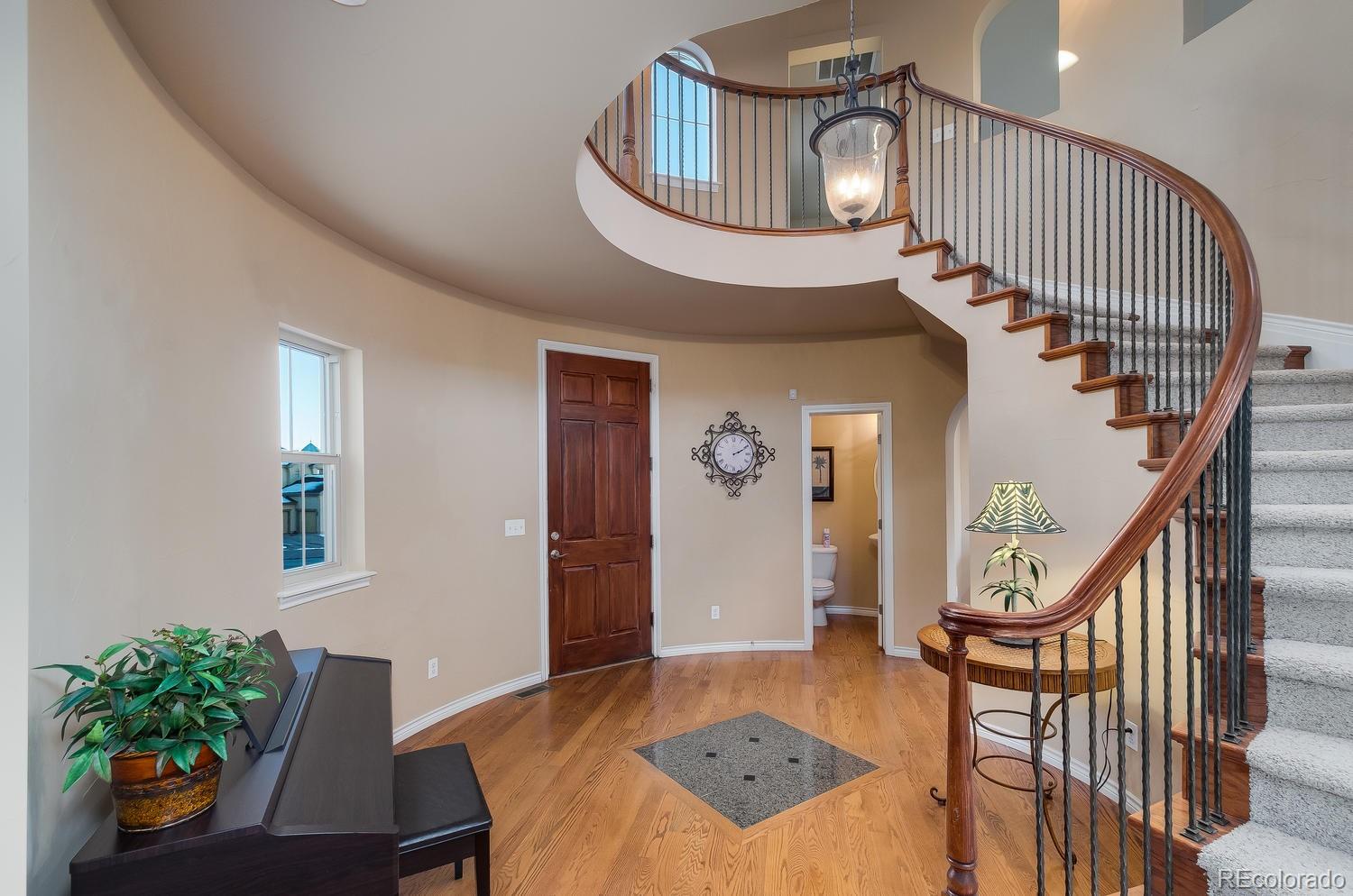 2728 Southshire Road Highlands Ranch, CO 80126 - Photo 7 of 35 Gallery Image 7