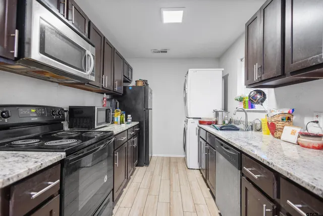 $360,000 | 2308-2310 Aberdeen Drive, Tyler, TX 75703