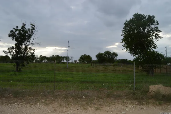 $100,000 | 2880 Blue Wing Road, San Antonio, TX 78221