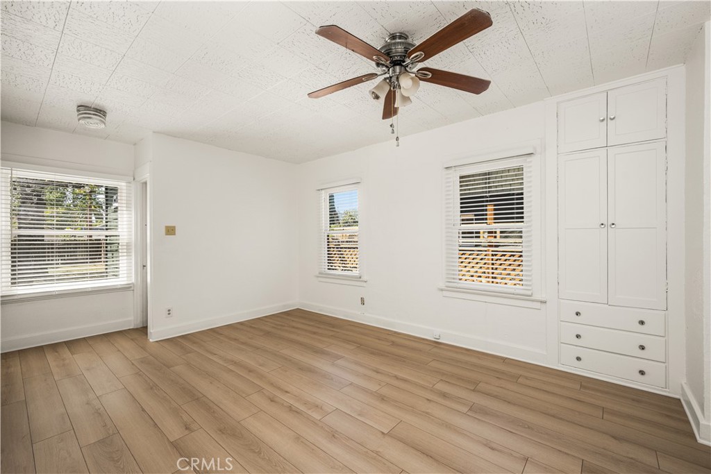 3980 Linwood Place Riverside, CA 92506 - Photo 20 of 41 Bedroom # 2 - with 3 closets and bathroom