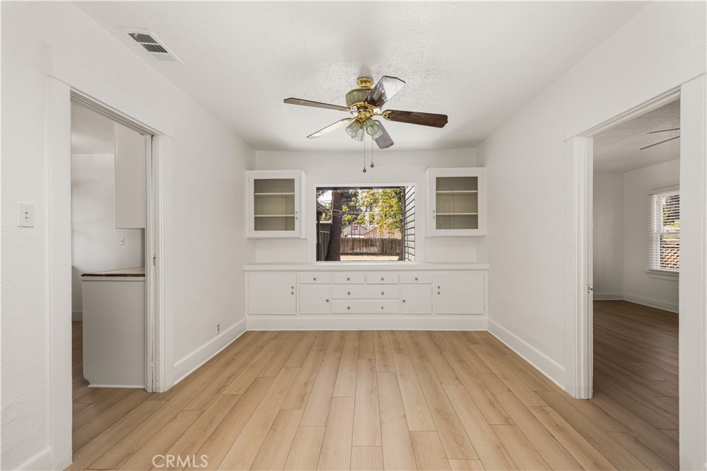 3980 Linwood Place Riverside, CA 92506 - Photo 10 of 41 Dining area with more built-in cabinets