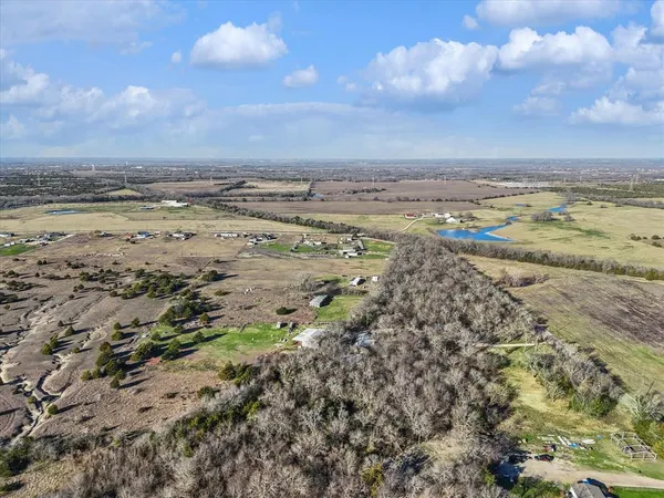 $302,000 | 2160 County Road 658, Farmersville, TX 75442