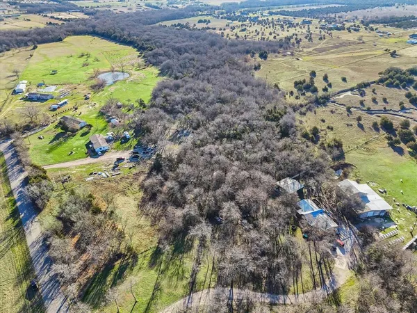 $302,000 | 2160 County Road 658, Farmersville, TX 75442