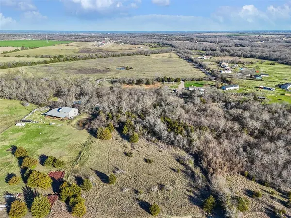 $302,000 | 2160 County Road 658, Farmersville, TX 75442