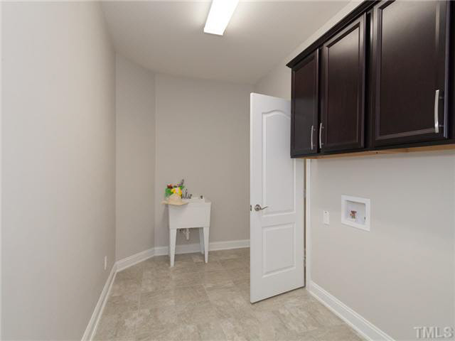 2441 Trenton Park Lane Raleigh, NC 27607 - Photo 15 of 25 Laundry Room