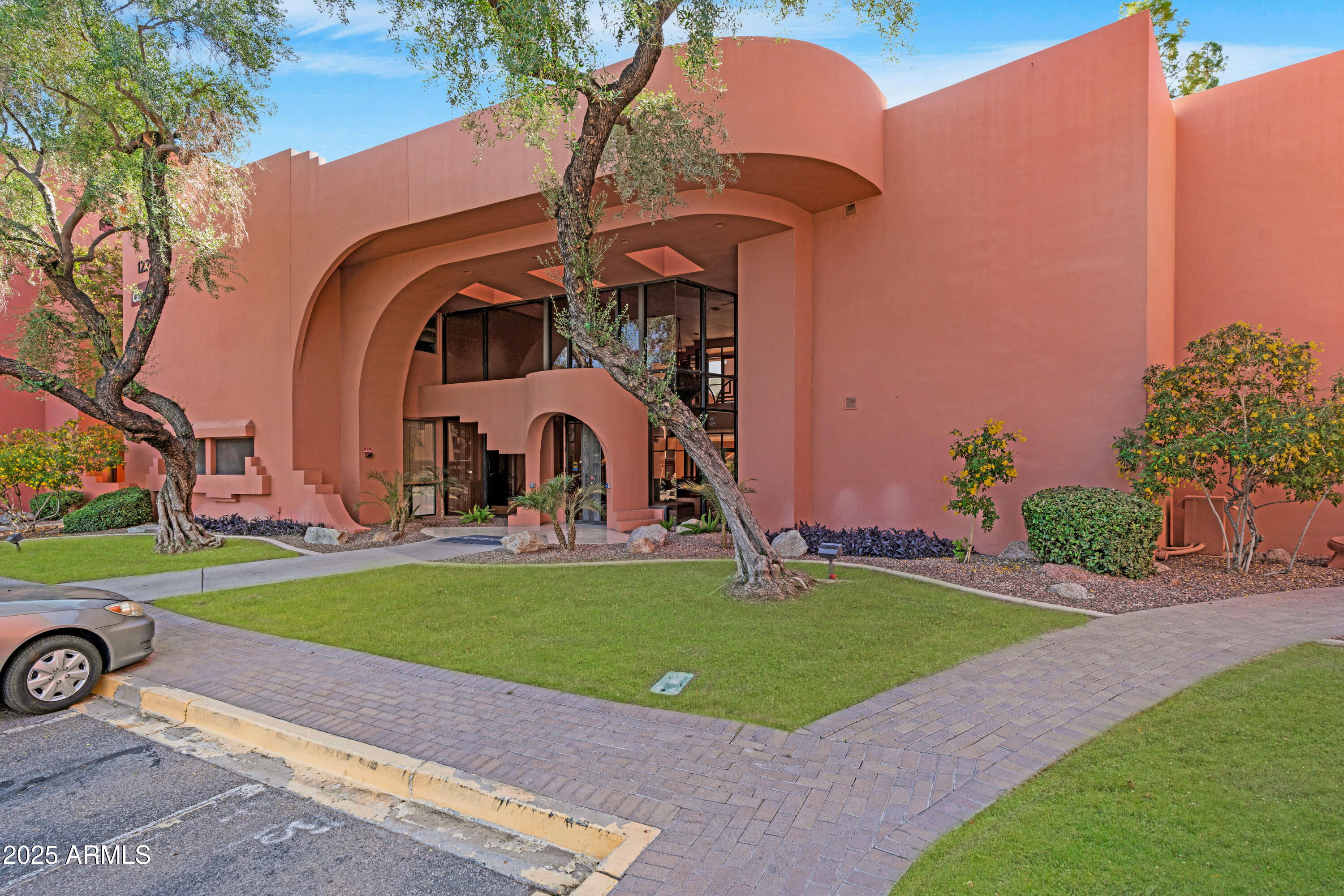 4303 East Cactus Road, Unit 410 Phoenix, AZ 85032 - Photo 6 of 50