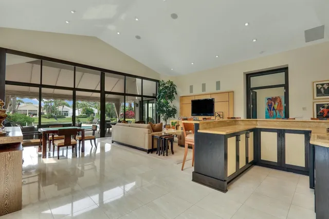 $2,100,000 | 13315 Deauville Drive, Palm Beach Gardens, FL 33410