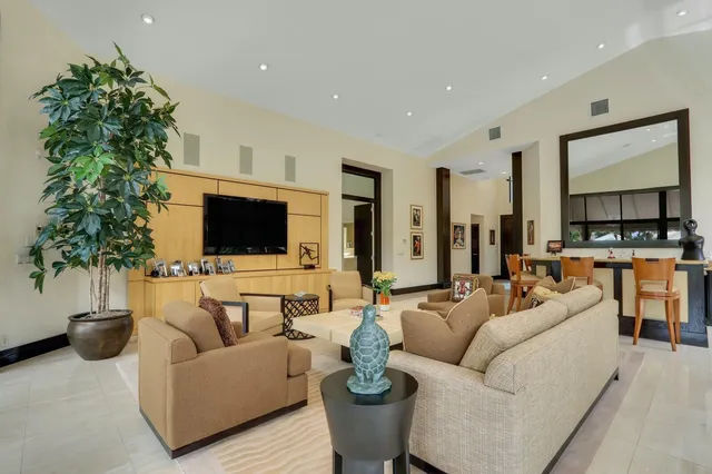 $2,100,000 | 13315 Deauville Drive, Palm Beach Gardens, FL 33410