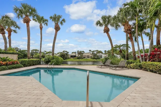 $2,100,000 | 13315 Deauville Drive, Palm Beach Gardens, FL 33410