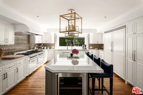 $8,995,000 | 760 North Beverly Glen Boulevard, Los Angeles, CA 90077