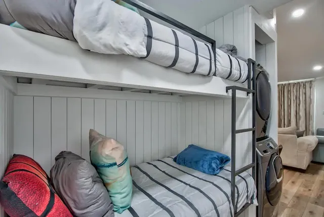 $2,850 | 3692 East County Highway 30A, Unit 22, Santa Rosa Beach, FL 32459