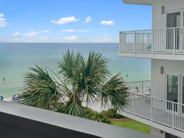 $2,850 | 3692 East County Highway 30A, Unit 22, Santa Rosa Beach, FL 32459