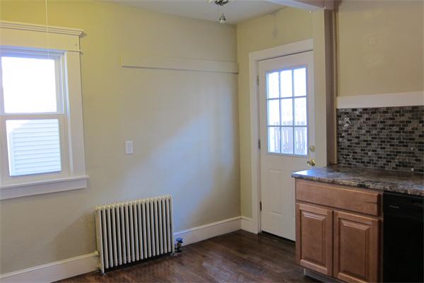 43 Appleton Street Springfield, MA 01108 - Photo 17 of 29 an empty room with a window