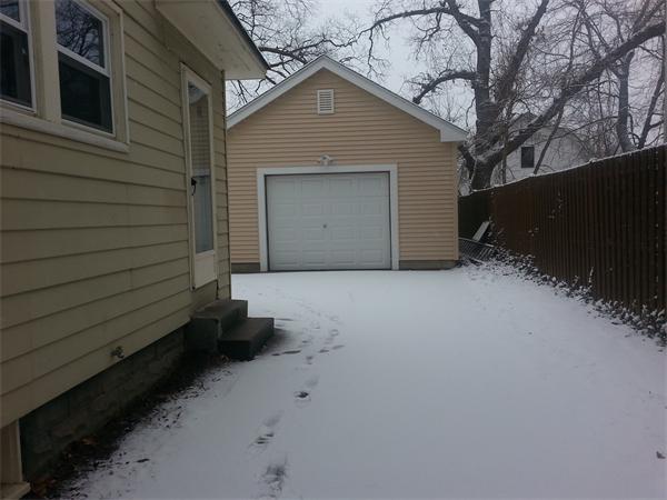 43 Appleton Street Springfield, MA 01108 - Photo 26 of 29 a view of a house with a yard