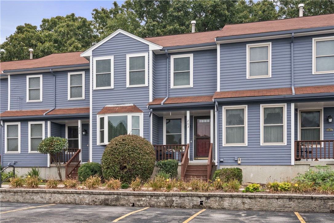 200 Heroux Boulevard, Unit 203 Cumberland, RI 02864 - Photo 2 of 36