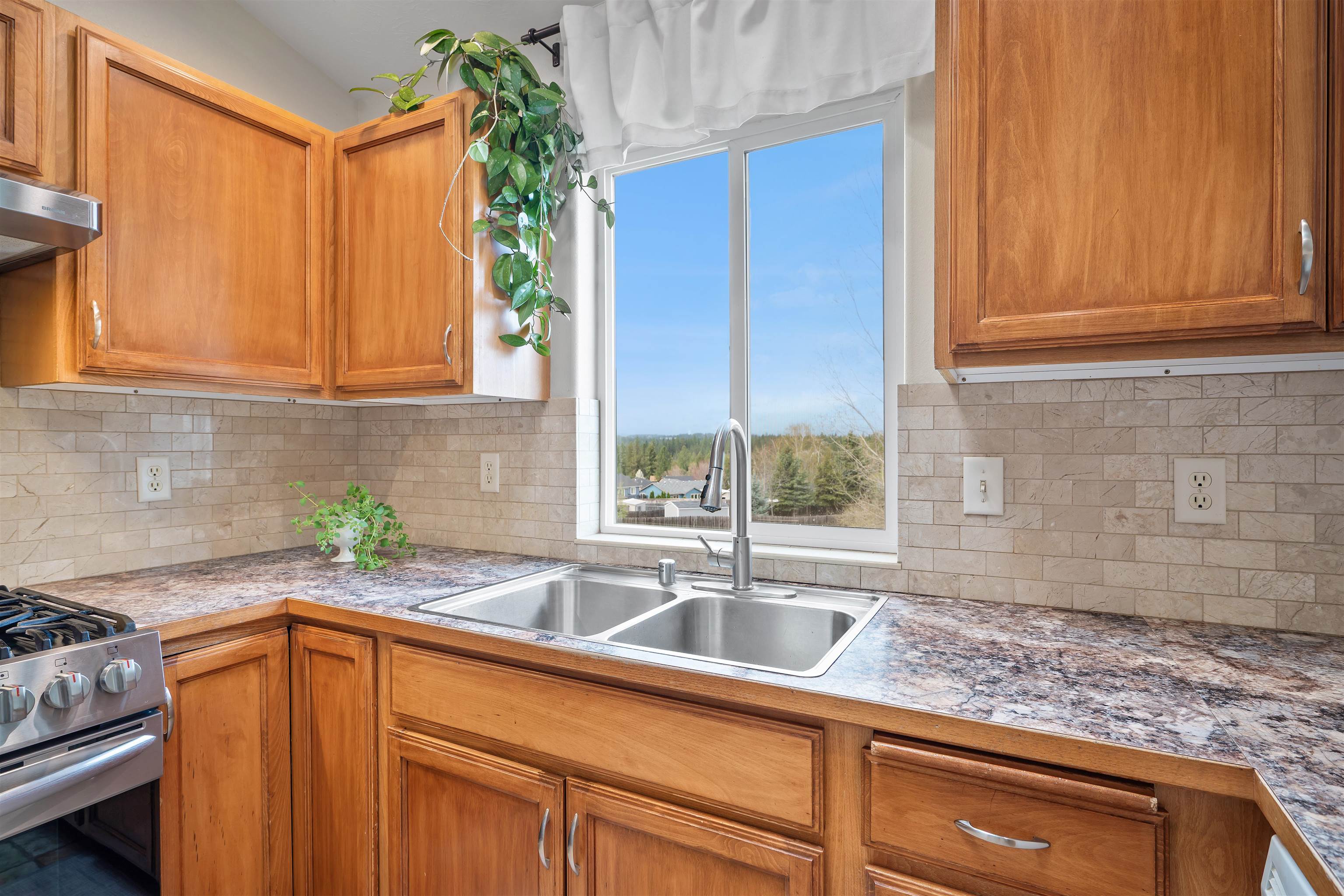 15121 North Wilson Court Mead, WA 99021 - Photo 15 of 47