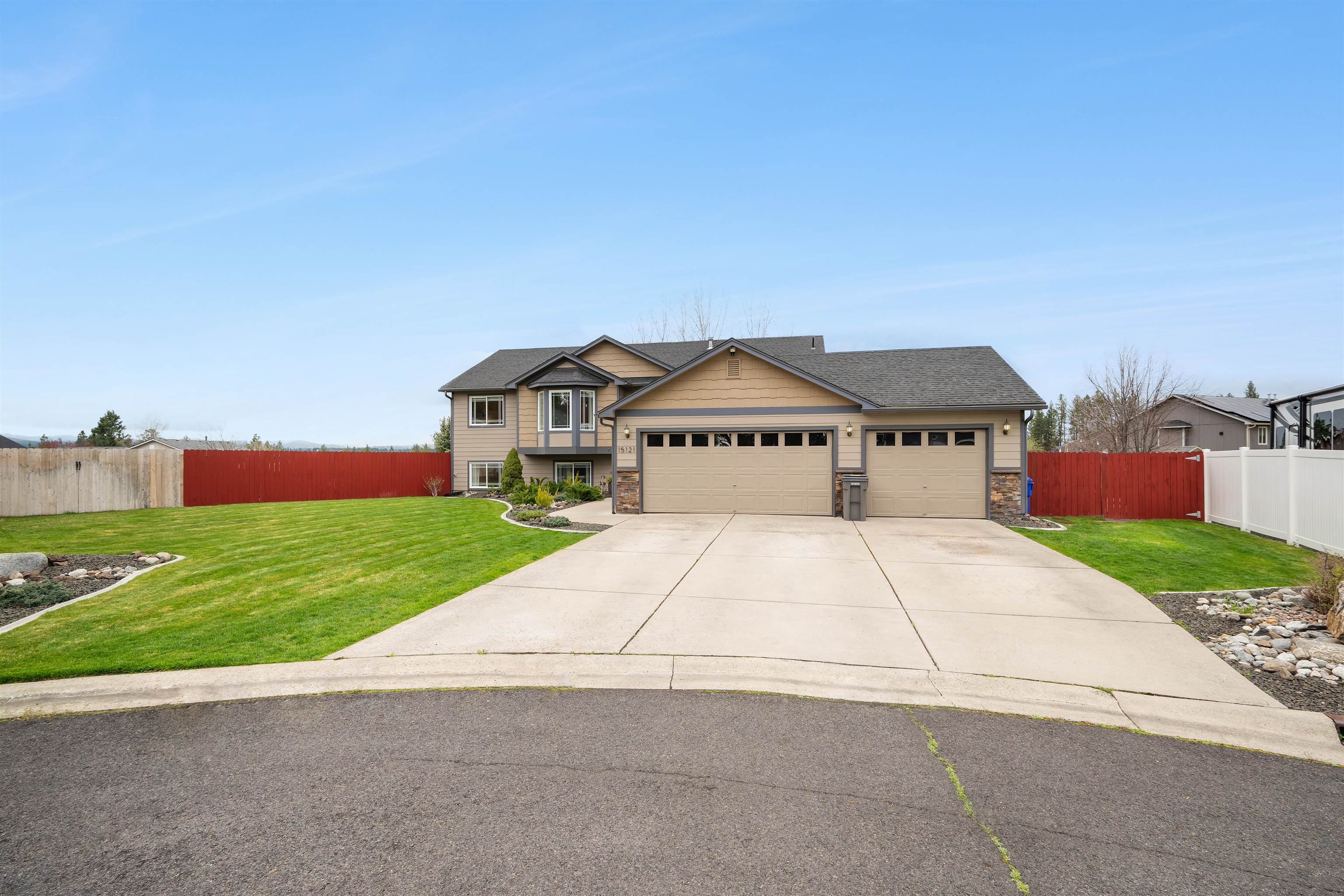 15121 North Wilson Court Mead, WA 99021 - Photo 2 of 47