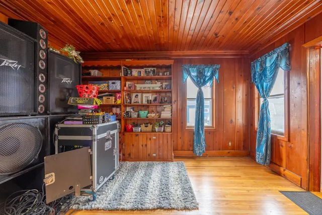 $265,000 | 902 4th Avenue Southwest, Austin, MN 55912