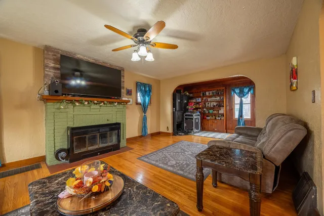 $265,000 | 902 4th Avenue Southwest, Austin, MN 55912