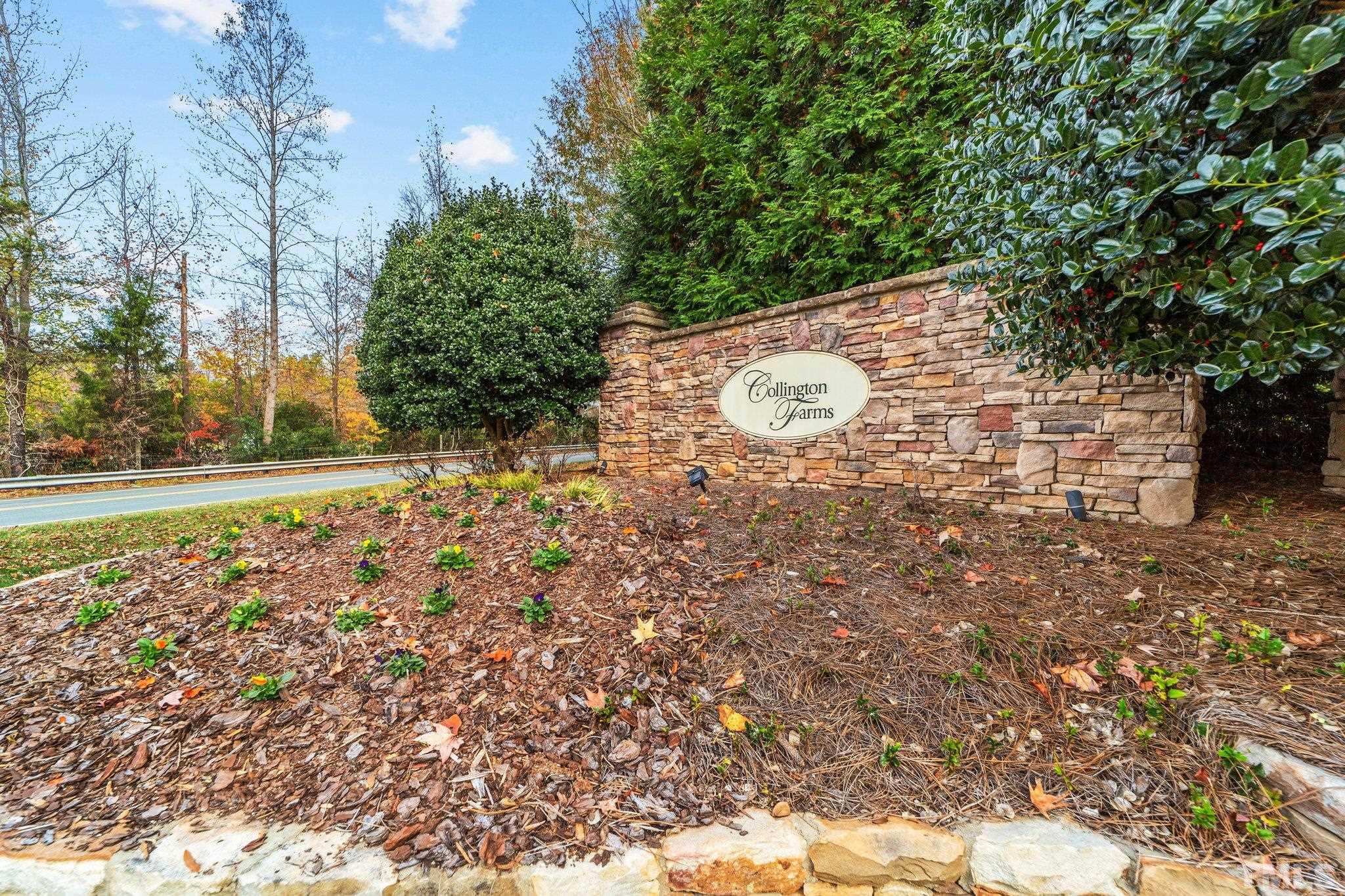 640 Hastings Road Mebane, NC 27302 - Photo 26 of 36 Large walk-in-closet