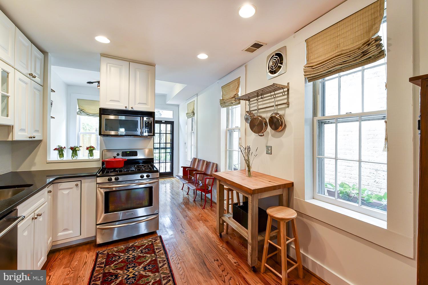 607 F Street Northeast Washington, DC 20002 - Photo 13 of 42 Gallery Image 13