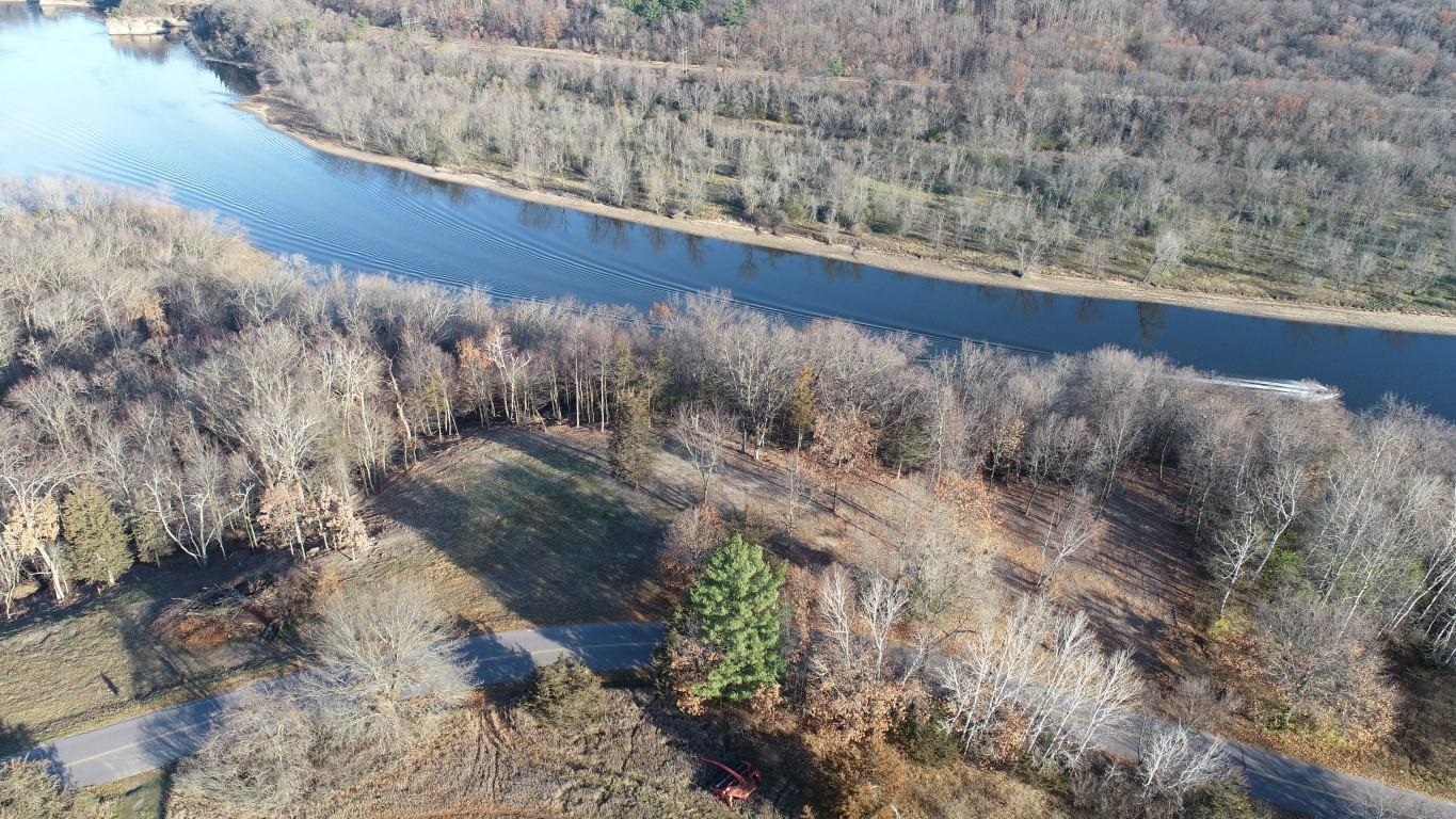 L22 Hillside Wisconsin Dells, WI 53965 - Photo 13 of 28