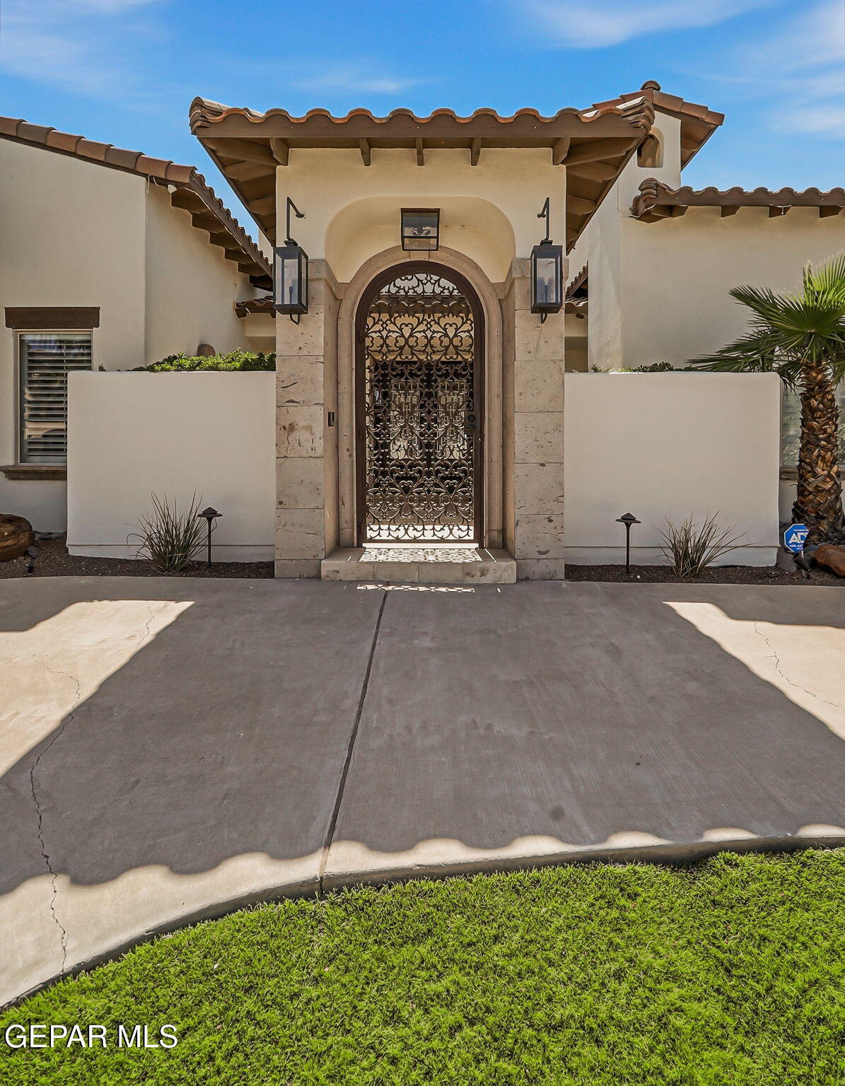 6505 Contessa Ridge El Paso, TX 79912 - Photo 4 of 59 57-web-or-mls-IMG_8355