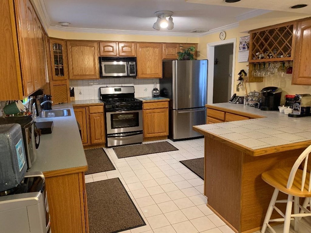 43 Ryder Road Weymouth, MA 02190 - Photo 9 of 24 Gallery Image 9