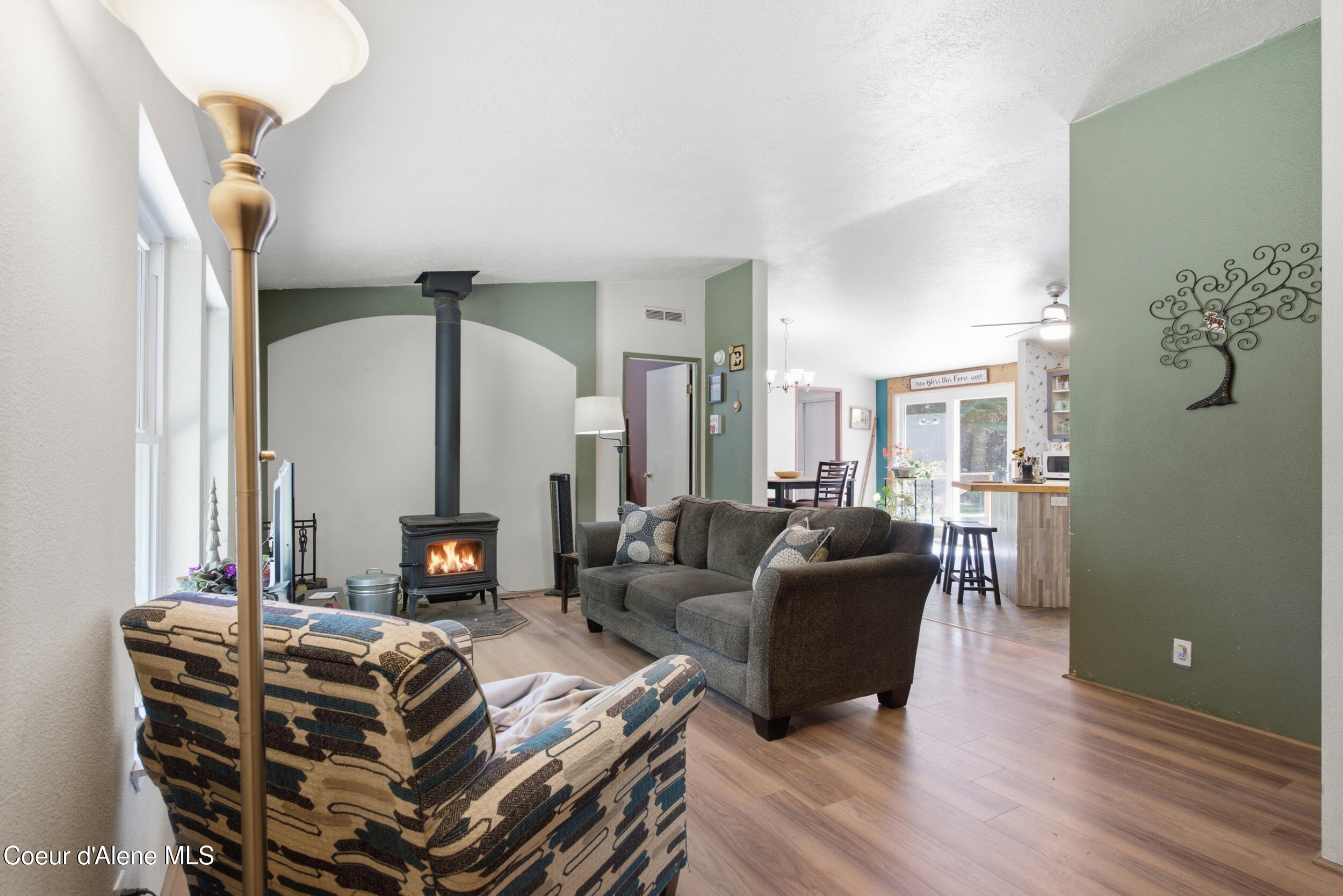 428 South Rena Road Oldtown, ID 83822 - Photo 17 of 53 Living Area