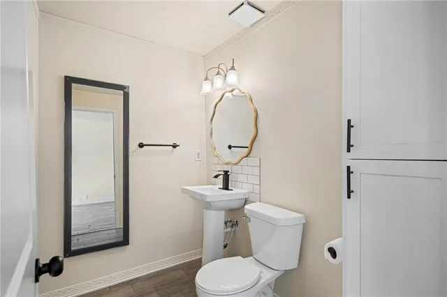 $170,000 | 4225 East 68th Street, Kansas City, MO 64132