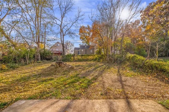 $170,000 | 4225 East 68th Street, Kansas City, MO 64132