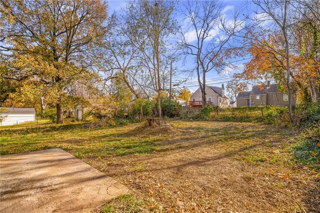 $170,000 | 4225 East 68th Street, Kansas City, MO 64132