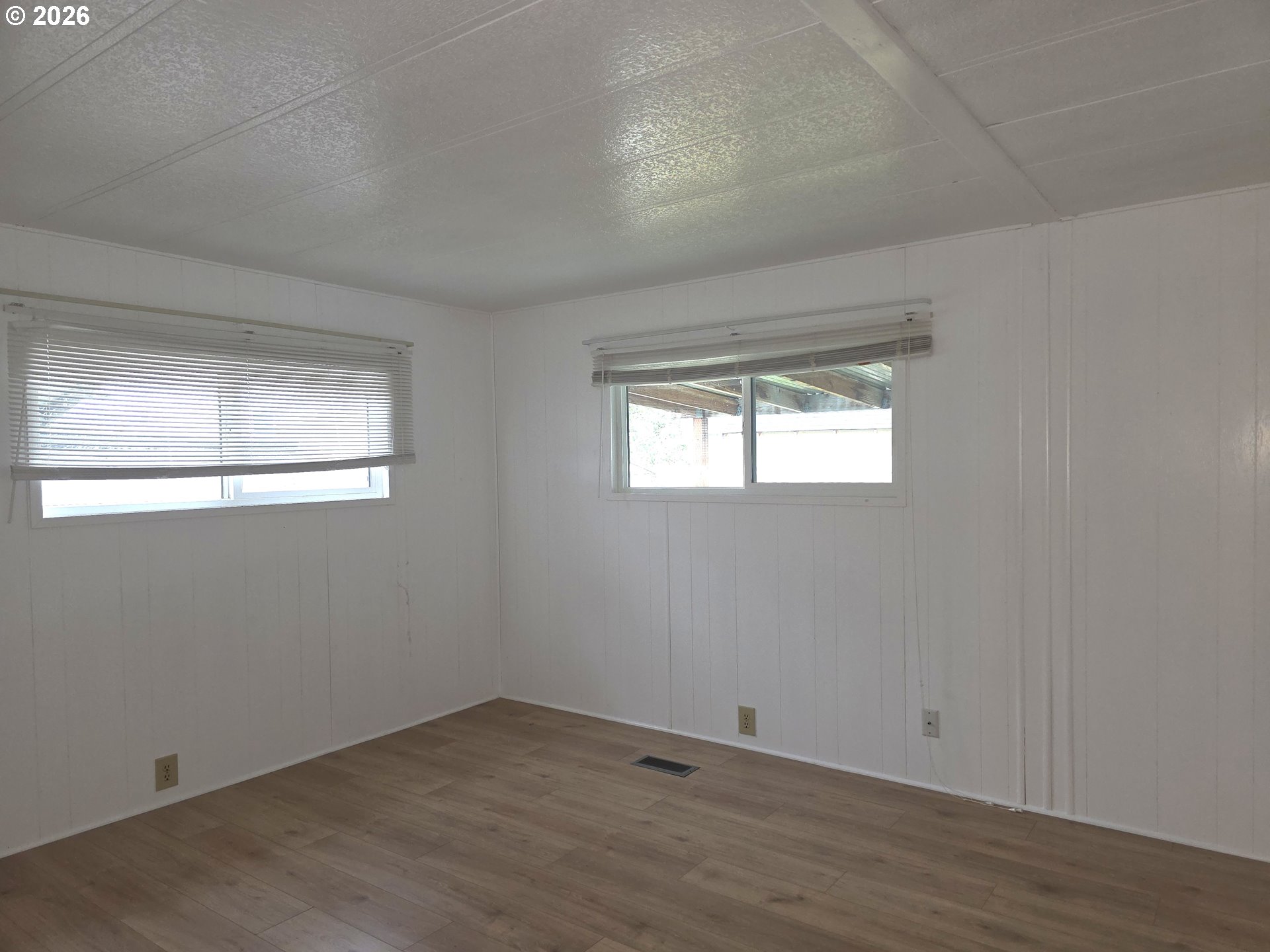 13045 Southeast Stark Street, Unit 112 Portland, OR 97233 - Photo 19 of 25