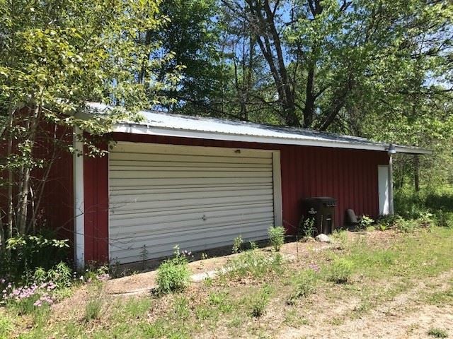 4768 Cedar Lake Road Gladwin, MI 48624 - Photo 6 of 28 Gallery Image 6