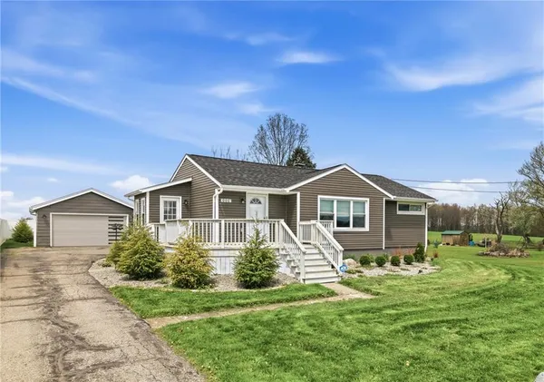 $265,000 | 3887 Saranac Drive, Sharpsville, PA 16150