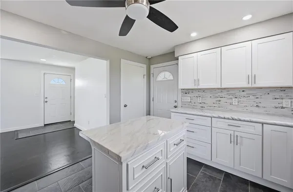 $265,000 | 3887 Saranac Drive, Sharpsville, PA 16150