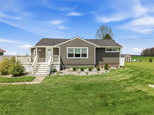 $265,000 | 3887 Saranac Drive, Sharpsville, PA 16150
