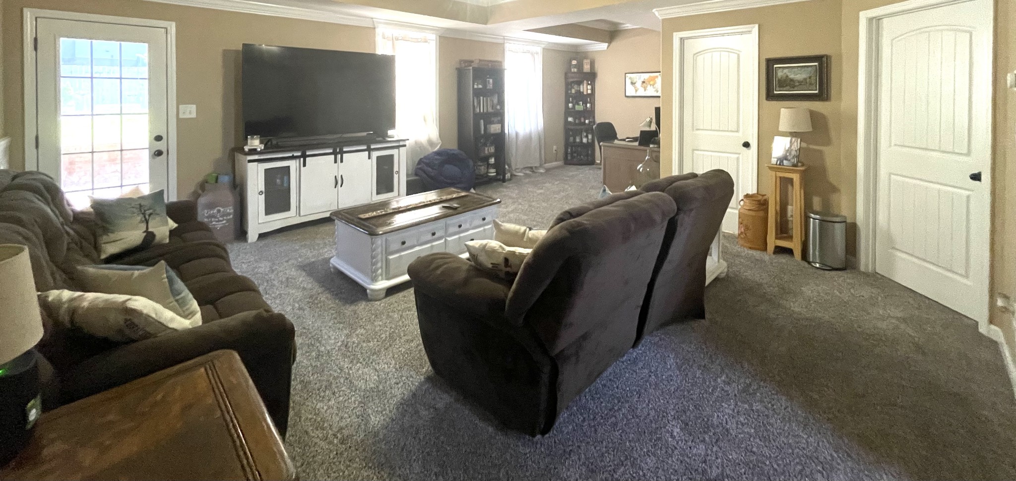 1458 Raven Road Clarksville, TN 37042 - Photo 23 of 33 a living room with furniture and a flat screen tv