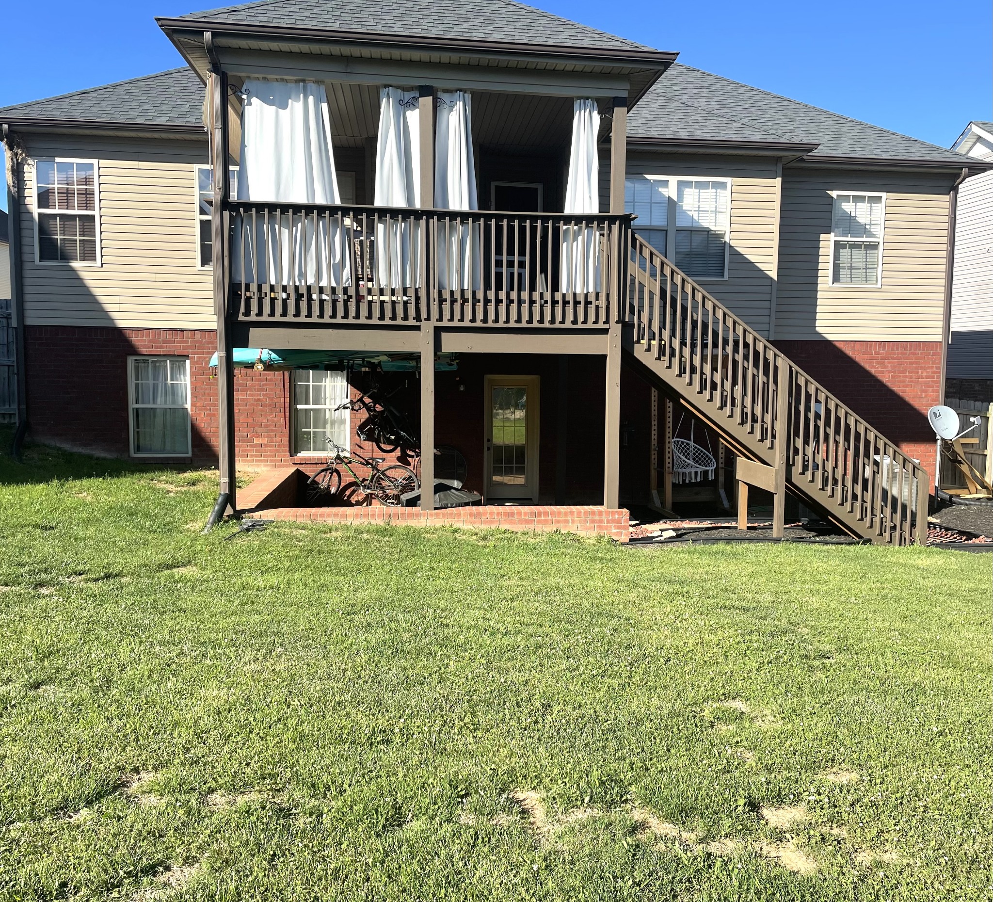 1458 Raven Road Clarksville, TN 37042 - Photo 33 of 33 a view of a house with backyard and porch
