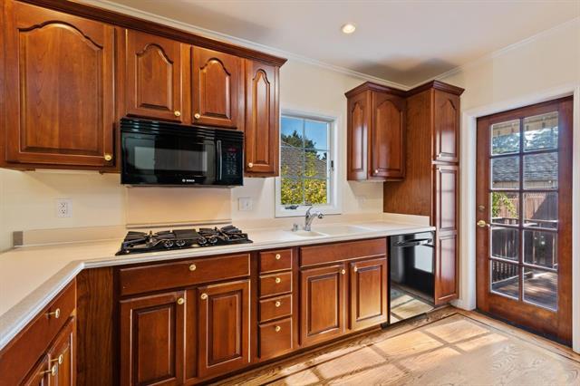 27 Engle Road San Mateo, CA 94402 - Photo 27 of 48