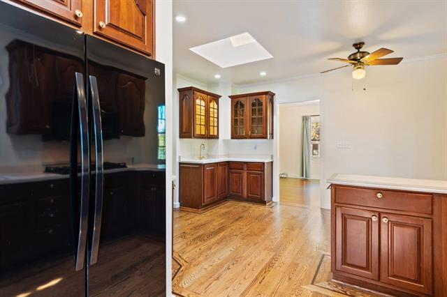 27 Engle Road San Mateo, CA 94402 - Photo 29 of 48