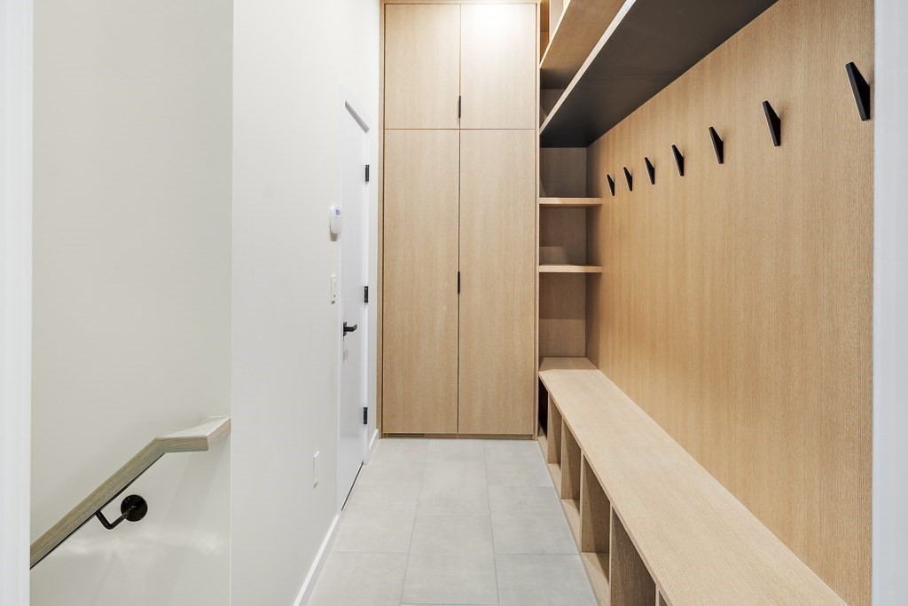 109 Wiswall Road Newton, MA 02459 - Photo 21 of 36 a view of bathroom