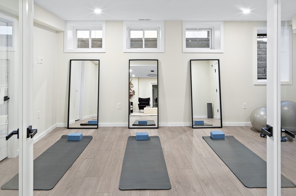 109 Wiswall Road Newton, MA 02459 - Photo 32 of 36