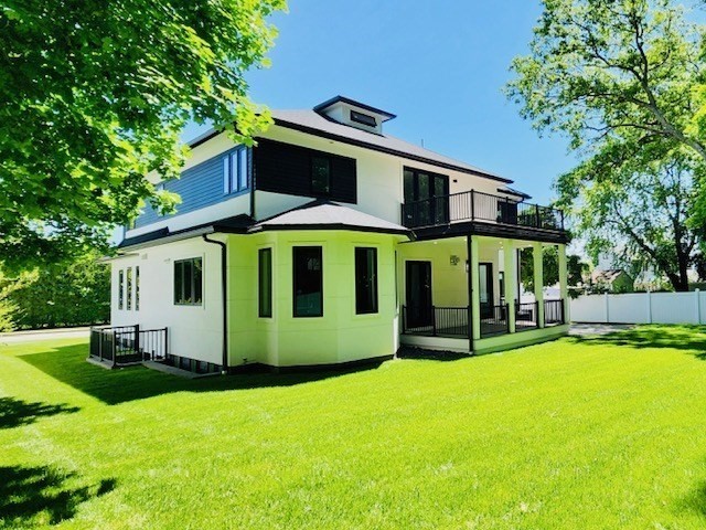 109 Wiswall Road Newton, MA 02459 - Photo 35 of 36 a front view of house with yard and swimming pool