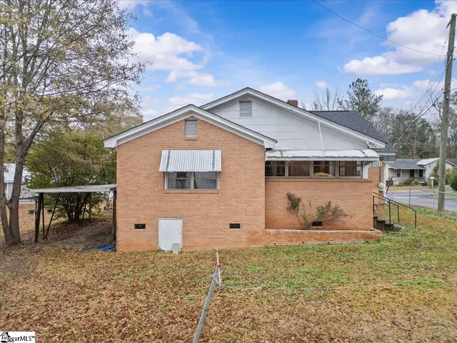 $185,000 | 303 Drayton Street, Newberry, SC 29108